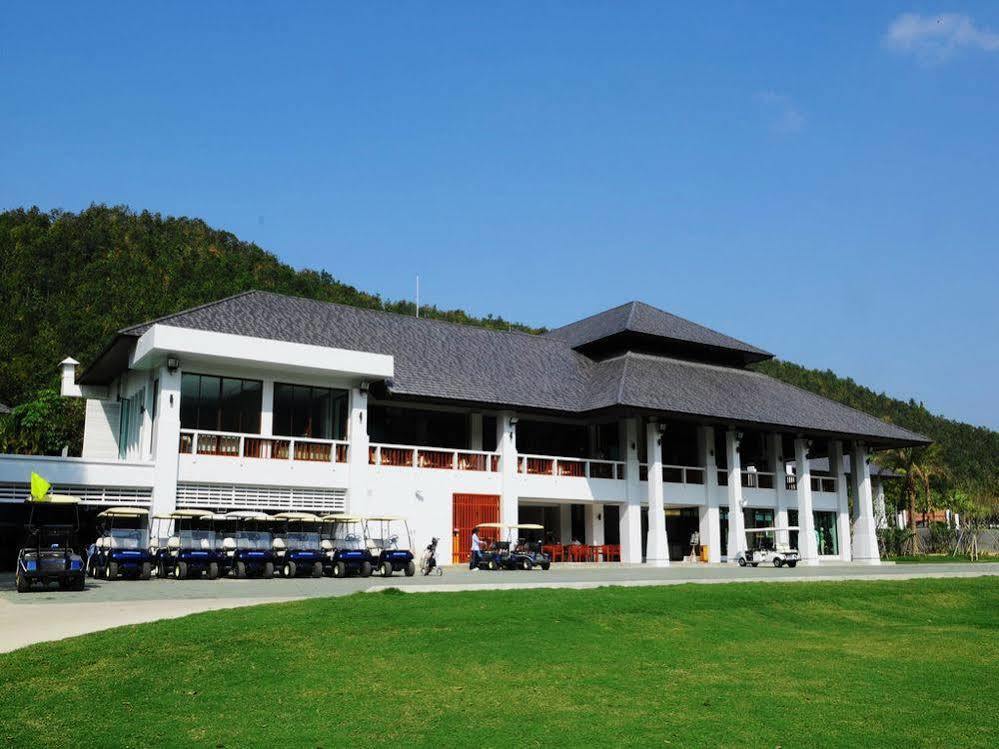 Alpine Golf Resort Chiang Mai Ban Huai Sai Nua Exteriér fotografie