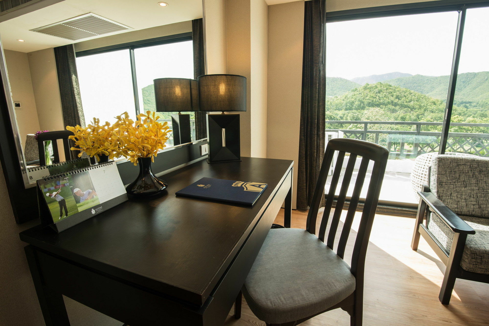 Alpine Golf Resort Chiang Mai Ban Huai Sai Nua Exteriér fotografie